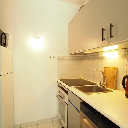 T2 Avec Clim Et Piscine - 6 Pers. - Fr-1-874-16 * La Grande Motte