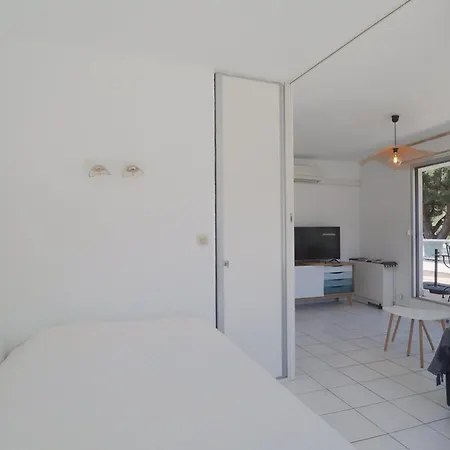 Apartmán T2 Avec Clim Et Piscine - 6 Pers. - Fr-1-874-16